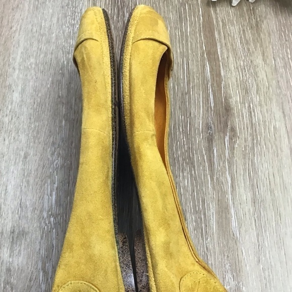 Jeffrey Campbell RELEASE Suede Button Flats - Picture 9 of 10